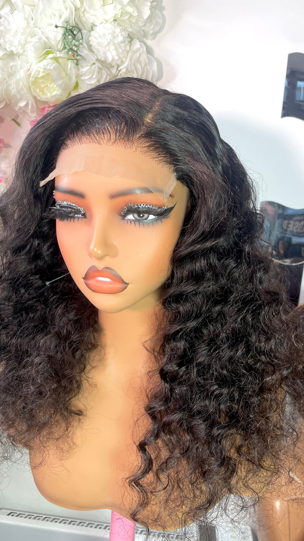 Wig Adebisih 20 inches 100% human hair deep wave